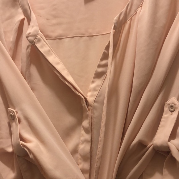 Torrid Blush Pink Blouse size 1 14/16 - Picture 4 of 6